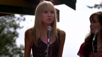 Camp Rock 2 (411)