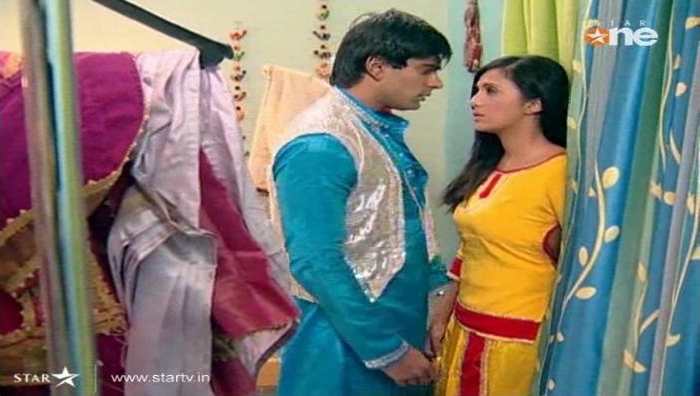 169 - DILL MILL GAYYE KaSh As AR Heer Ranjha Scene Caps By Me I