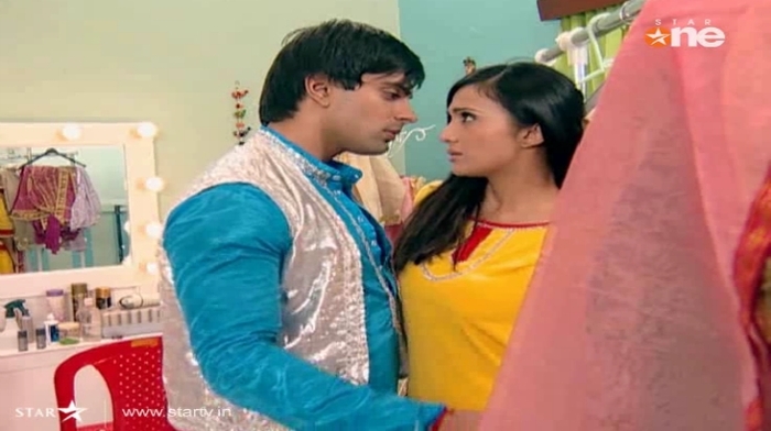 70 - DILL MILL GAYYE KaSh As AR Heer Ranjha Scene Caps By Me I