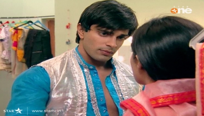 122 - DILL MILL GAYYE KaSh As AR Heer Ranjha Scene Caps By Me I