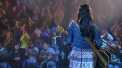 Camp Rock 2 (268)