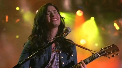 Camp Rock 2 (284)