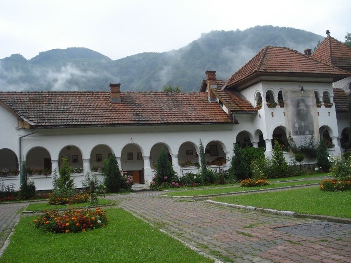 Manastirea Lainici - Alba Iulia