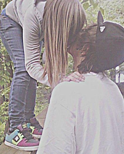 296814_201597399917195_100002008100182_465291_1143289847_n