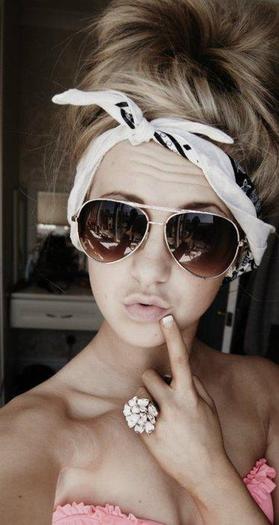 373887_317206794969961_283959681628006_1168573_1021939252_n