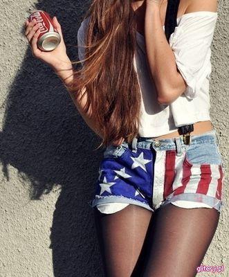 381210_222945191112469_100001909683865_553537_2110899524_n - Poze Artistice 3