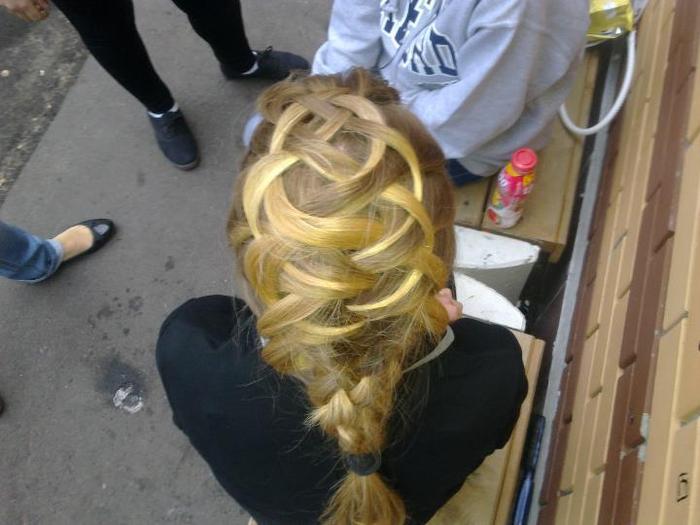 383972_145531225550347_140089839427819_142369_756132640_n - Poze Artistice 3