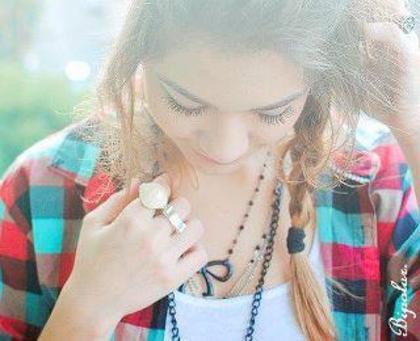 387567_302437749780199_283959681628006_1134045_941748696_n - Poze Artistice 3