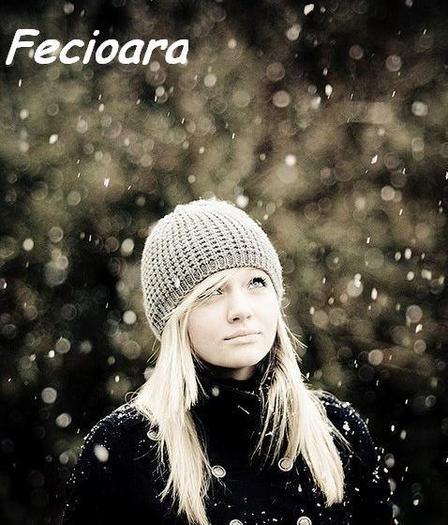 392708_153465934756876_140089839427819_156457_729709033_n - Poze Artistice 3