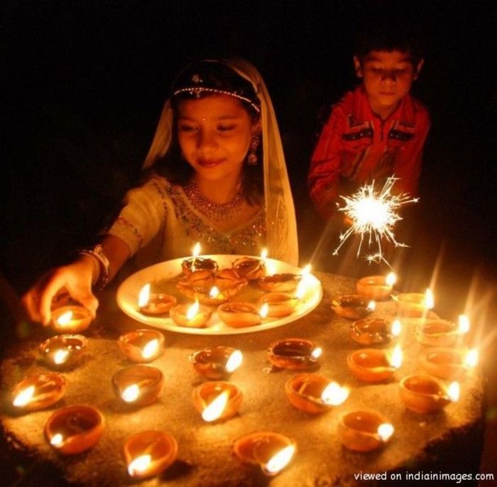 Diwali-610x598 - Festivalul Diwali