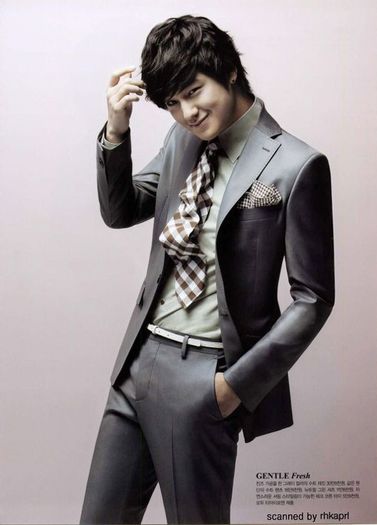 Kim-Bum-actor-bbf-korean-in-fashion-6 - Kim Bum as So Yi Jung