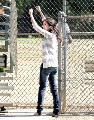 normal_023 - 12 October - Playing baseball game at a local park in LA