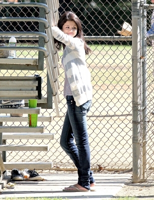 normal_024 - 12 October - Playing baseball game at a local park in LA