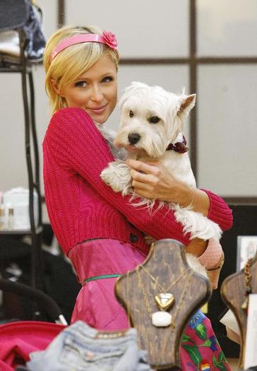 paris-hilton-costume