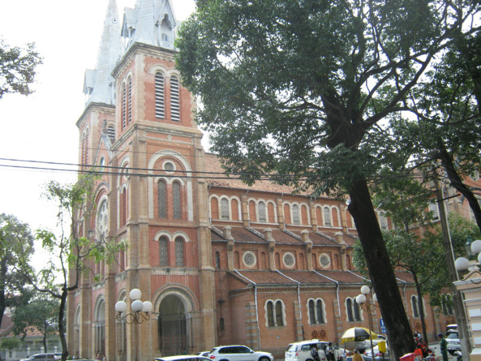 Saigon - catedrala Notre-Dame - Vietnam