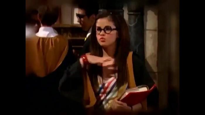 Image(CH1)_Promo[4] 072 - Magicienii din Waverley Place Finala Prom Who will be the family wizards