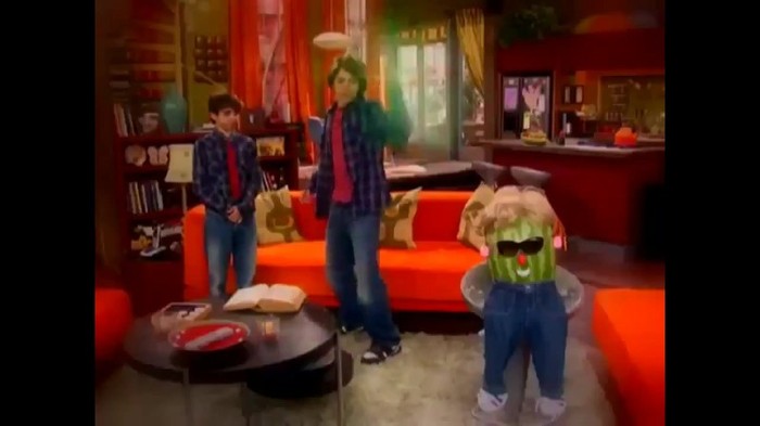 Image(CH1)_Promo[4] 155 - Magicienii din Waverley Place Finala Prom Who will be the family wizards