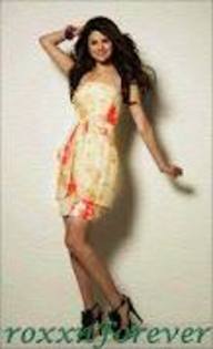images - selena gomez
