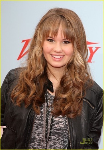 DEBBY DA LOVITURA - debby ryan