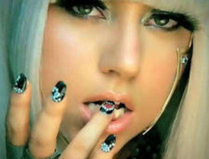 Lady-Gaga--imaginea-unei-companii-producatoare-de-ceai-[1] - lady gaga