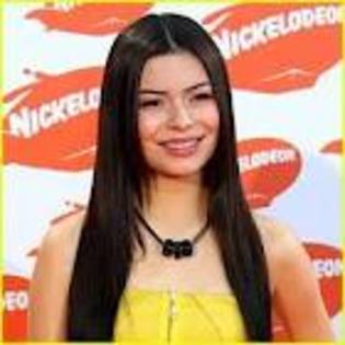 fdnghjfthy - miranda cosgrove