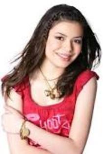 fnbvjcnh - miranda cosgrove