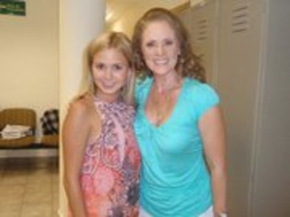 37136_483074819714_379559484714_7034363_4197014_a - Erika Buenfil