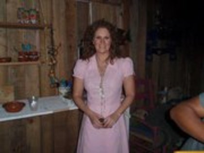 66314_483075864714_379559484714_7034399_7067565_a - Erika Buenfil