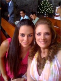 71914_483076334714_379559484714_7034421_5507833_a - Erika Buenfil