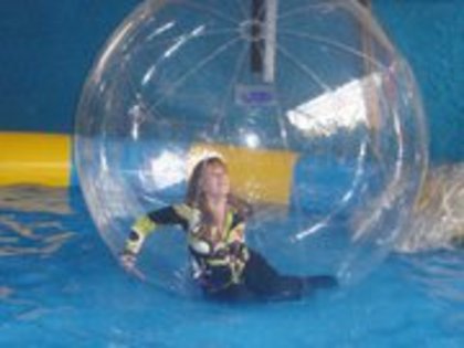 261632_10150309634839715_379559484714_9388328_1921184_a - Erika Buenfil