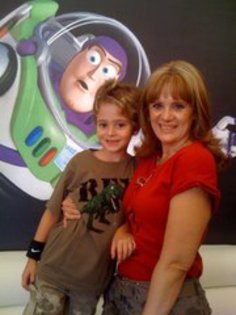 264711_10150309631394715_379559484714_9388271_7768144_a - Erika Buenfil