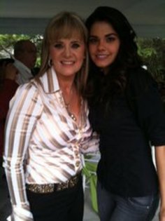 267690_10150307882019715_379559484714_9365297_2809539_a - Erika Buenfil