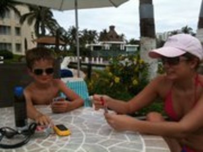 283825_10150314997369715_379559484714_9432102_1928083_a - Erika Buenfil