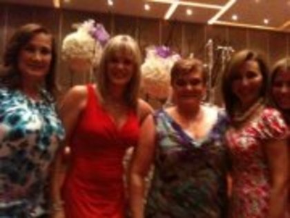 313905_10150361410664715_379559484714_9926240_4004199_a - Erika Buenfil