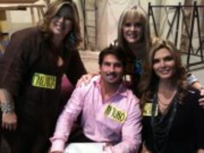 319938_10150361412274715_379559484714_9926257_6098416_a - Erika Buenfil