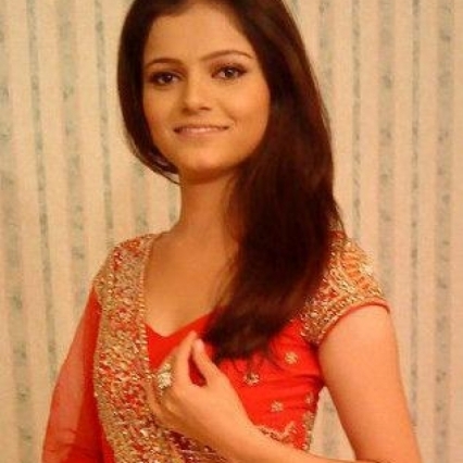 Rubina Dilaik in Love [17]