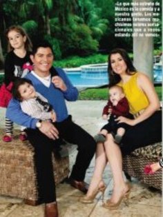 309774_180978355316794_113052748776022_375995_490753238_a