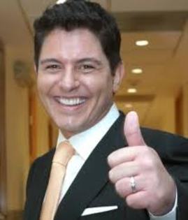 descărcare - Ernesto Laguardia