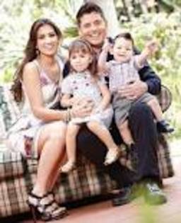 images (25) - Ernesto Laguardia