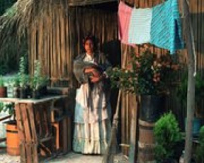 150875_162328510469579_100000772925723_309300_5249984_a - Esmeralda