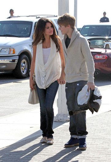 7 - Jelena at the Santa Monica Pier---February 2011