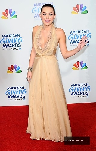 103 - Miley Cyrus 2011 American Giving Awards