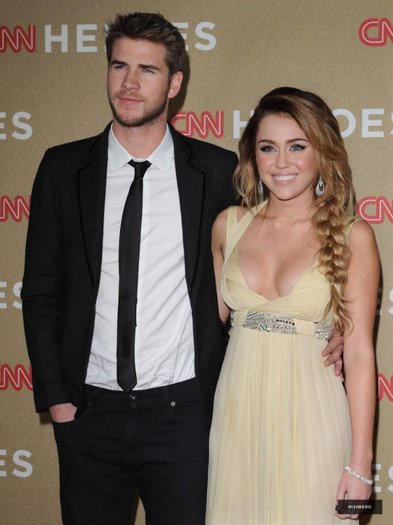 015 - Miley Cyrus 2011 CNN Heroes - Arrivals