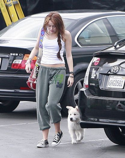 4 - Miley Cyrus Arriving to the Studio in Hollywood - February 4 2010
