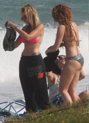 8 - Miley Cyrus At An Exclusive Beach In Rio De Janeiro Brazil 2th May