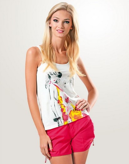 madalina-draghici-cel-mai-important-moment-din-cariera-mea-de-model-a-fost-prezentarea-karl-lagerfel