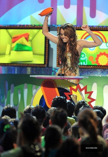 20 - Miley Cyrus 2011 Kids Choice Awards - Show