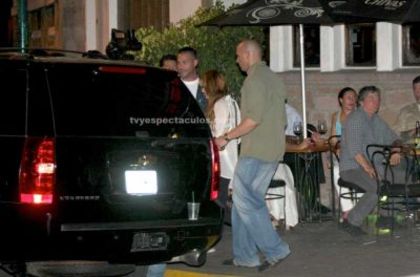 normal_3~18 - Miley Cyrus 25 05 - Leaving a restaurant in Mexico
