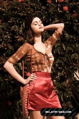 normal_019 - Selena Gomez at Elle Mexico Photoshoot