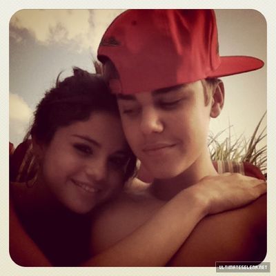 normal_usn-family-20aug-add_28129 - Selena Gomez Personal Photos Instagram